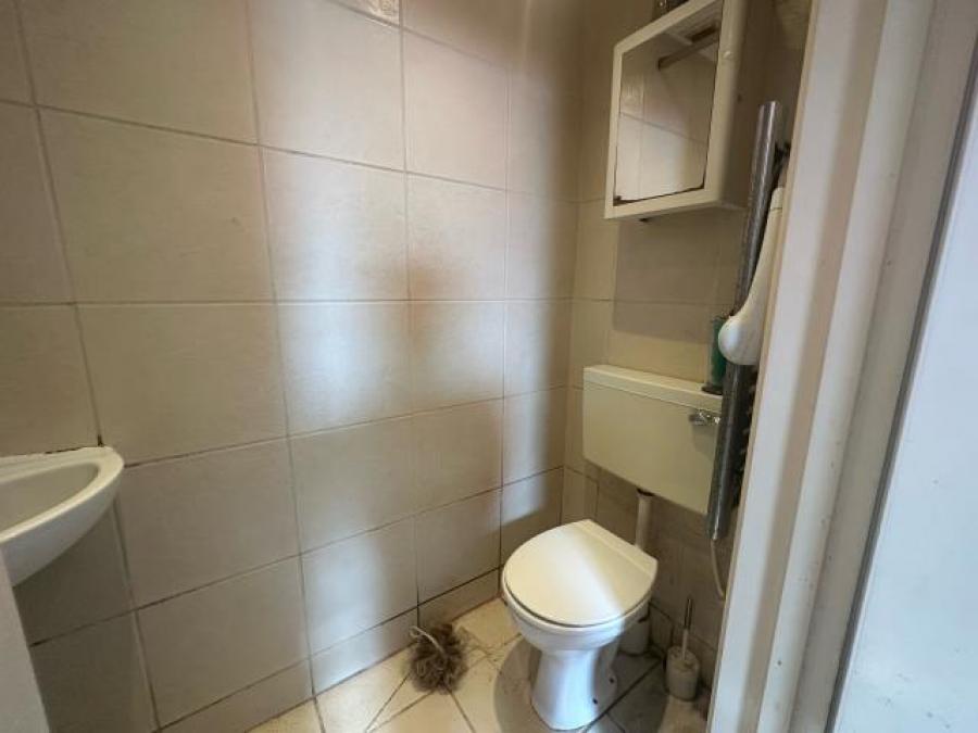 Flat 2, 49 Haddington Road, Plymouth