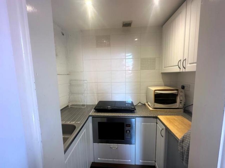 Flat 2, 49 Haddington Road, Plymouth