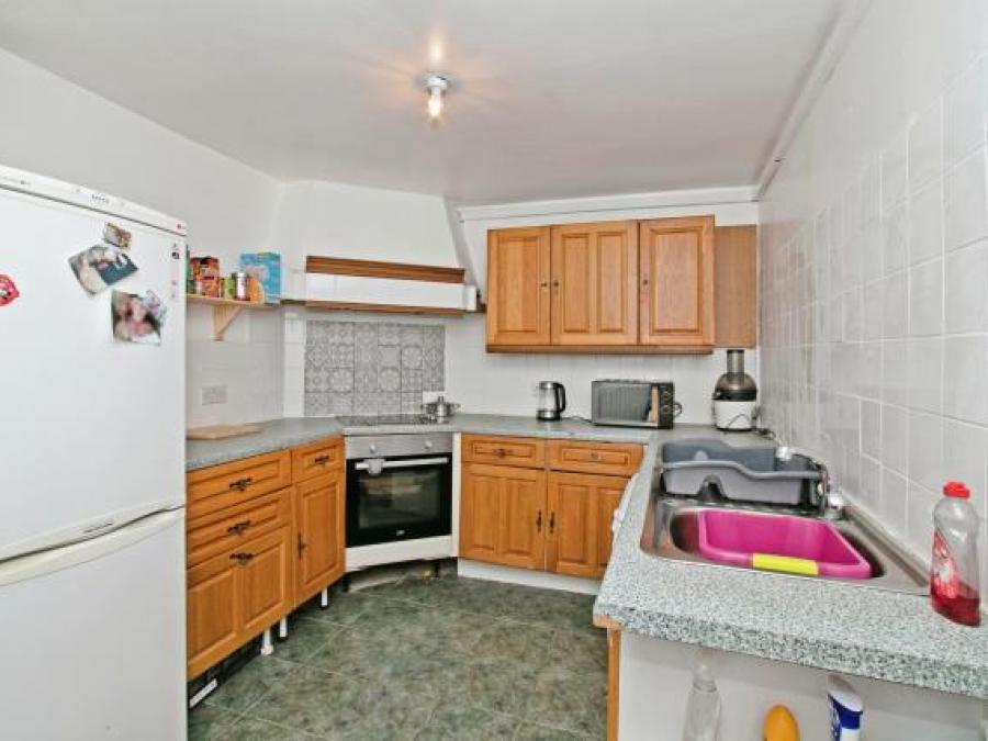 10 Garland Place, Camborne, Cornwall