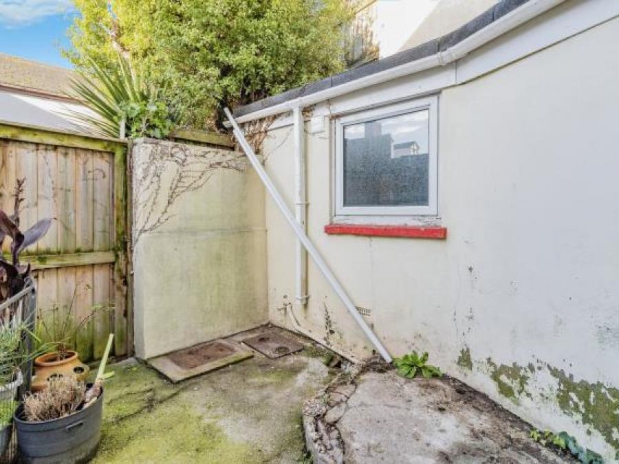 9 Church Lane, Torquay