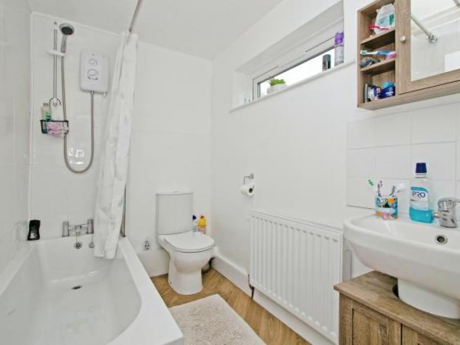 10 Garland Place, Camborne, Cornwall