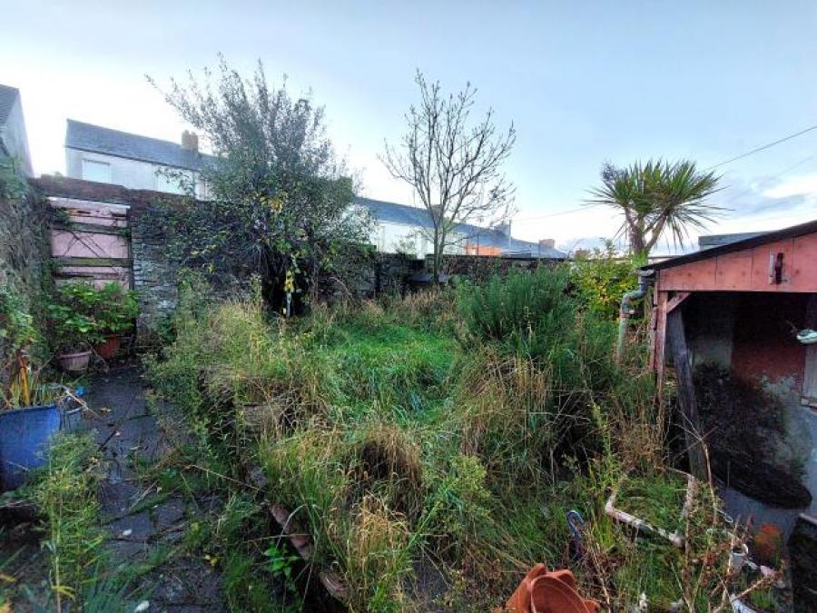 17 Third Avenue, Camels Head, Plymouth