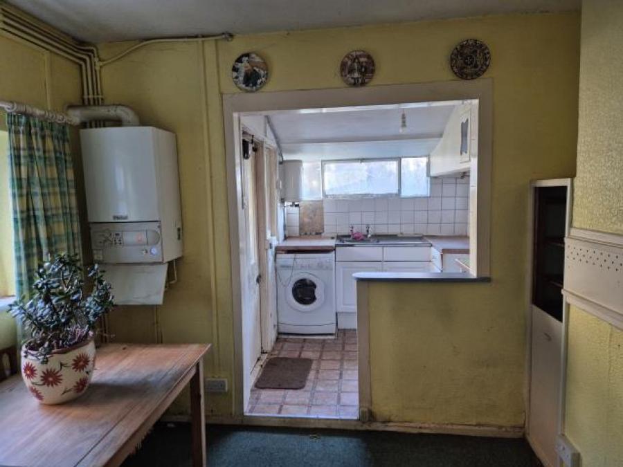 17 Third Avenue, Camels Head, Plymouth