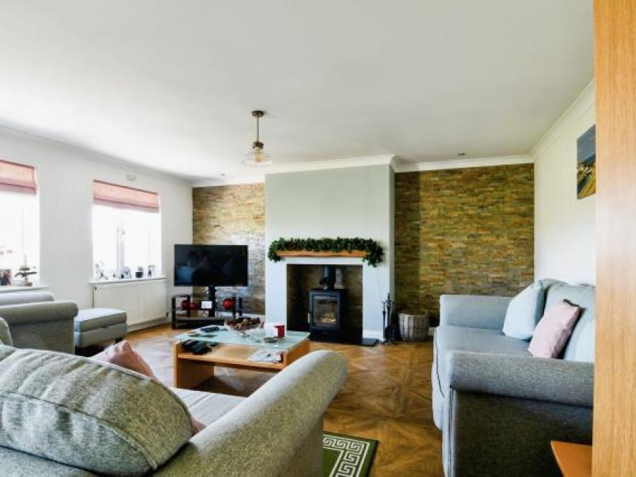 1 Grenville Park, Stamford Hill, Stratton, Bude, Cornwall