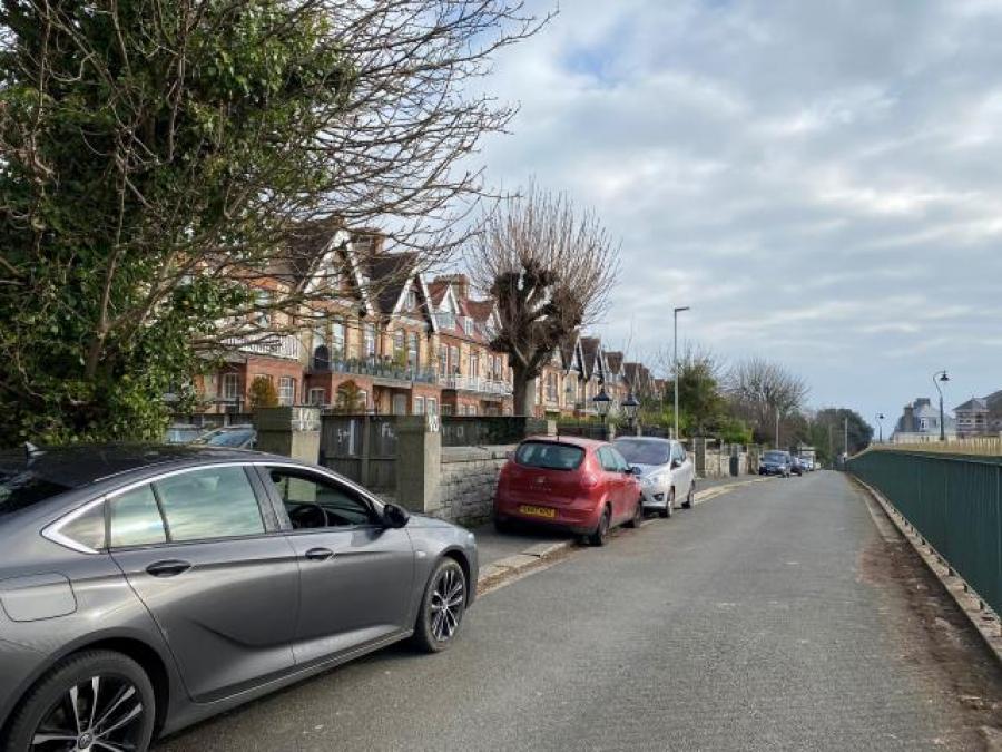 Flat 2, 10 Queens Gate, Lipson, Plymouth