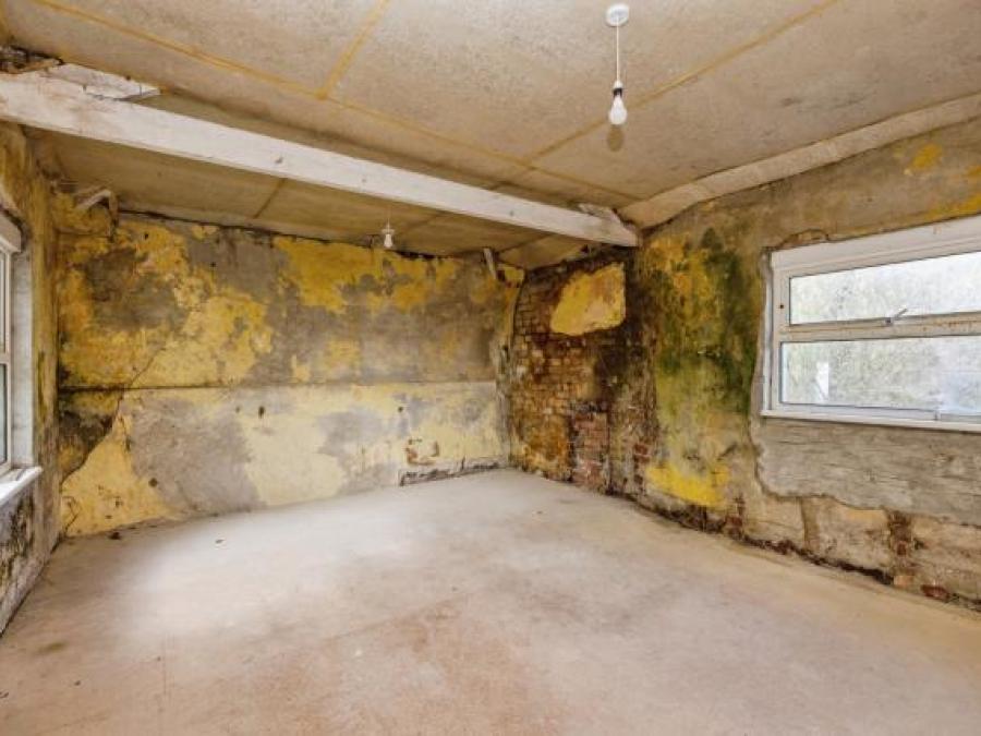1 Priesthood Terrace, Millbrook, Torpoint, Cornwall