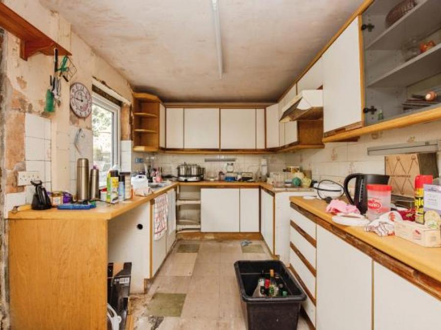 1 Priesthood Terrace, Millbrook, Torpoint, Cornwall
