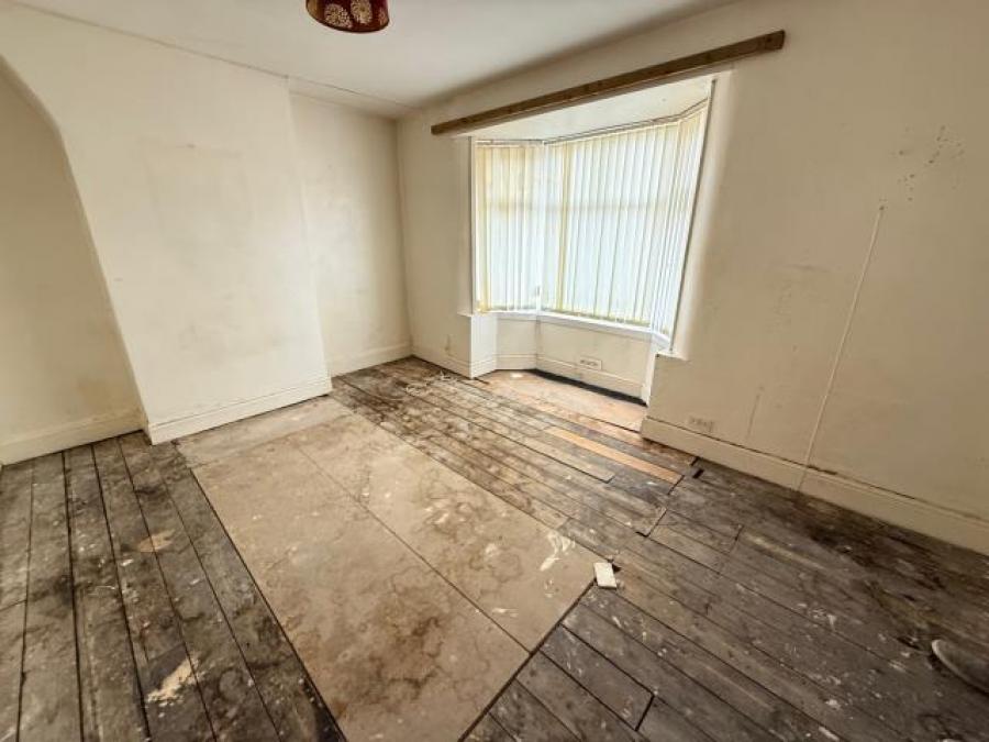 16 Ibstock Road, Bootle, Merseyside