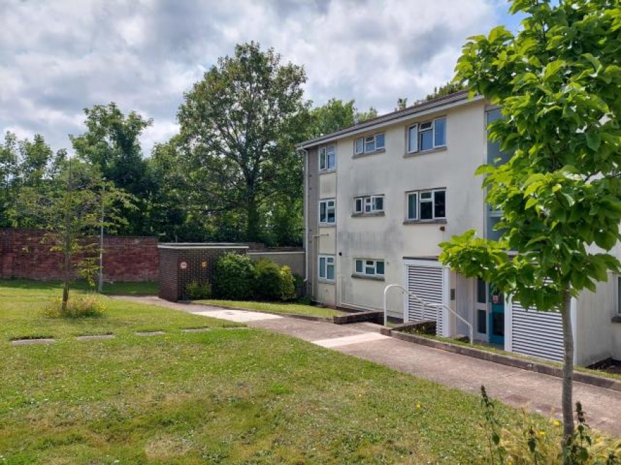 4a St. Matthews Close, Exeter