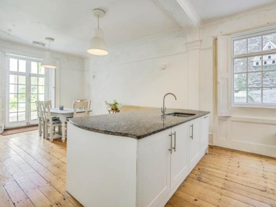 4 & 4a Gascoyne Place & 43 Regent Street, Plymouth