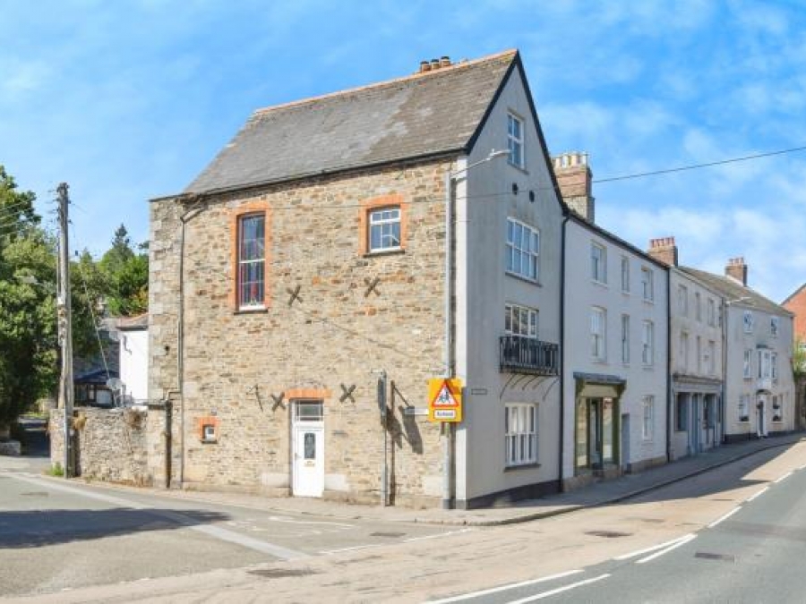 Rudge House, Queen Street, Lostwithiel, Cornwall