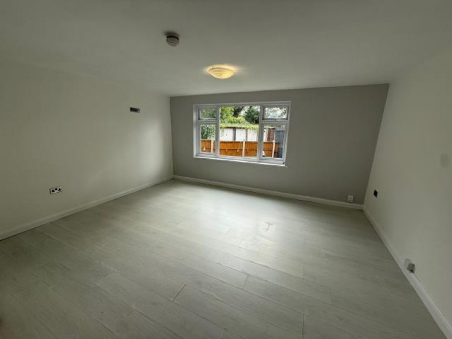 2 Poulevara House, West Oakhill Park, Liverpool