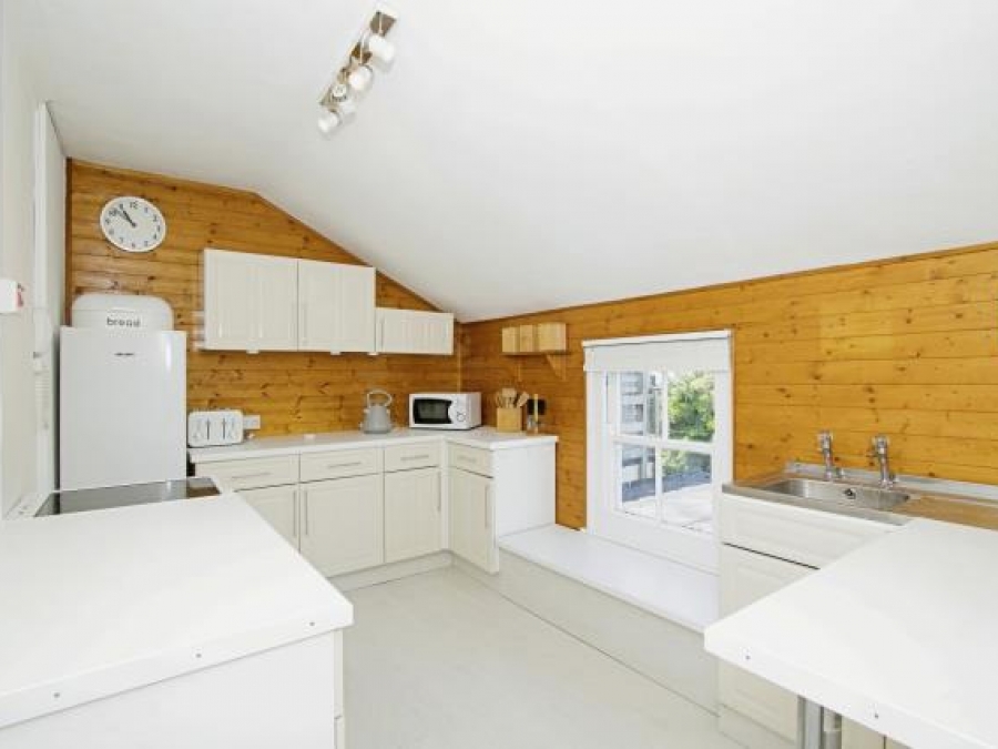 4 Tywarnhayle Square, Perranporth, Cornwall
