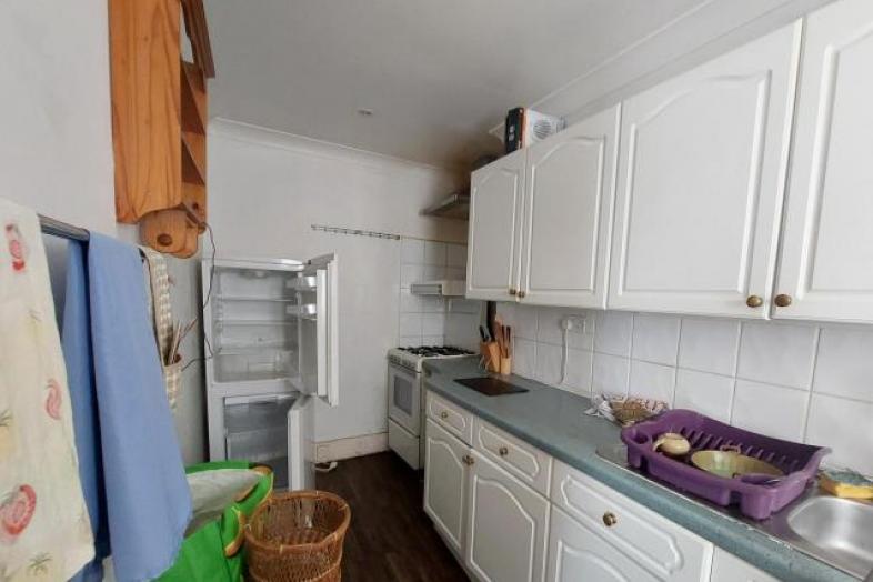 127 Newton Road, Torquay TQ2 7AJ