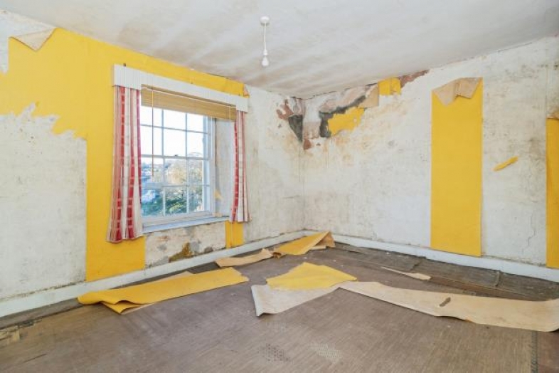 1 Warberry Road West, Torquay TQ1 1NT