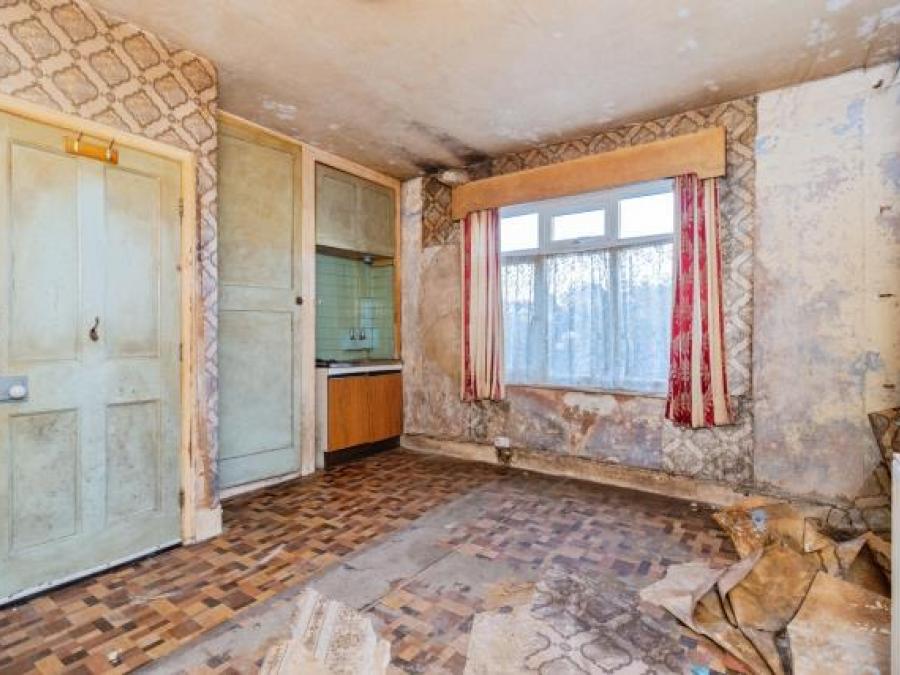 1 Warberry Road West, Torquay