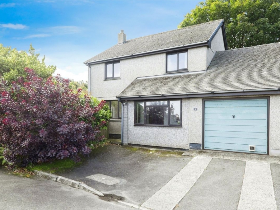 4 Avrack Close, Buryas Bridge, Penzance, Cornwall, TR19 6AH