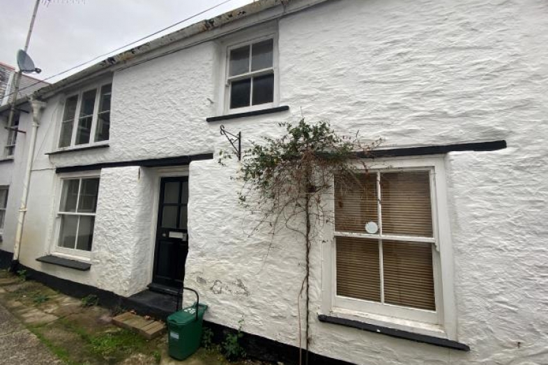27a Higher Market Street, Penryn, Cornwall TR10 8EF
