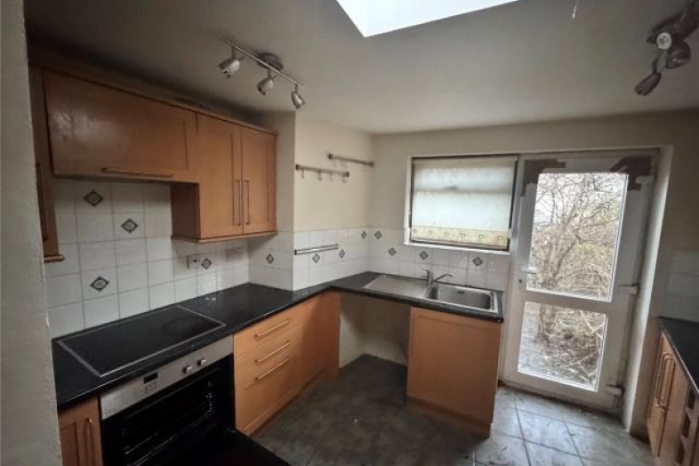 39 Vyvyan Street, Camborne, Cornwall TR14 8AS