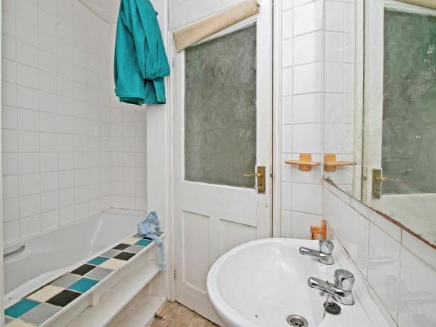 39 Vyvyan Street, Camborne, Cornwall