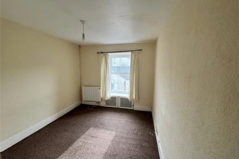 39 Vyvyan Street, Camborne, Cornwall TR14 8AS