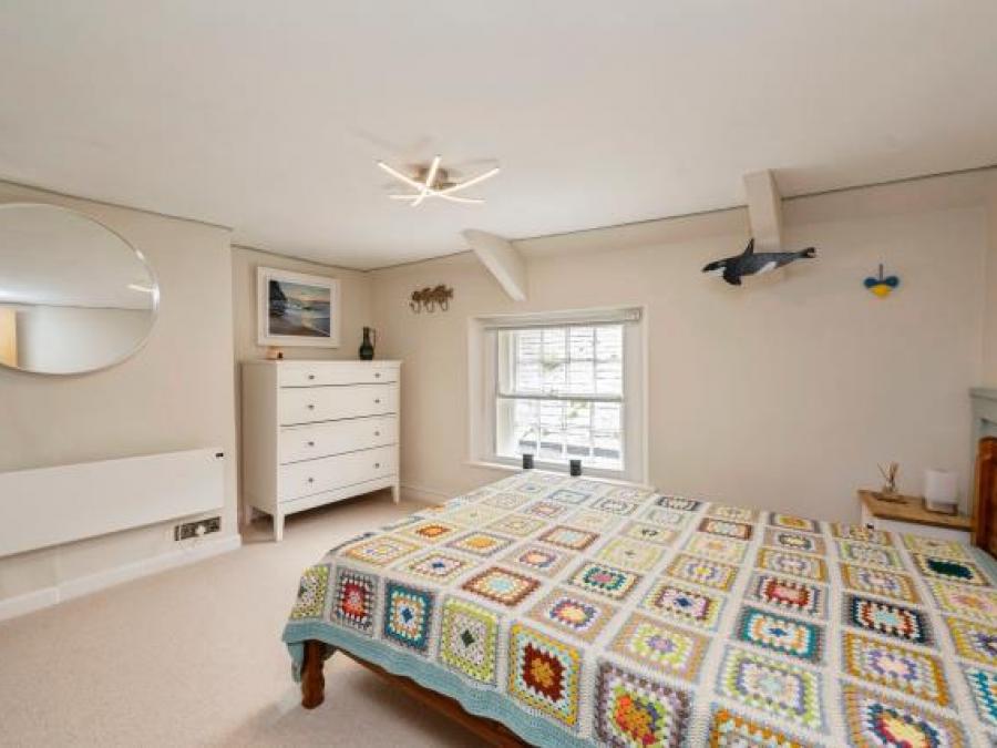 Pedyr's Bake House, 4 Fore Street, Polperro, Looe, Cornwall