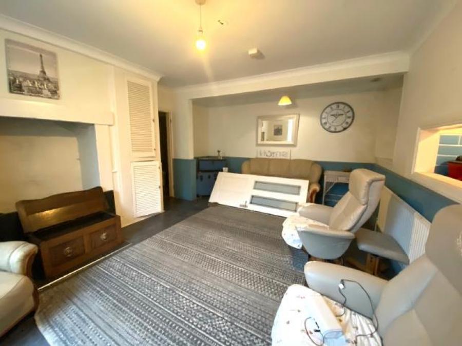 70 Warbro Road & The Garden Flat, Torquay