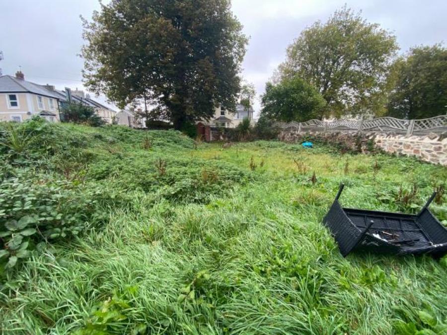 70 Warbro Road & The Garden Flat, Torquay