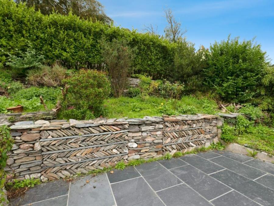 Pedyr's Bake House, 4 Fore Street, Polperro, Looe, Cornwall