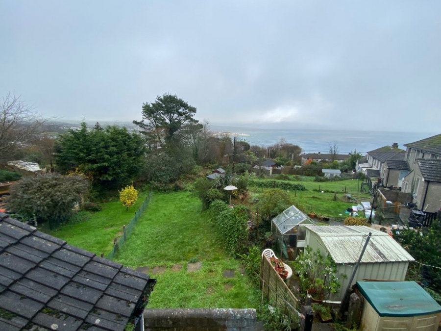11 Chywoone Place, Newlyn, Penzance, Cornwall, TR18 5NW
