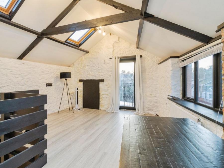 Stable Barn Cottage, 1 Stable Lane, Torquay, Devon, TQ1 4SA