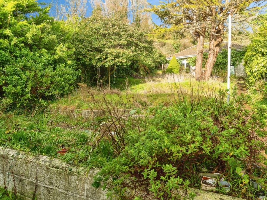 Southwind, Portuan Road, Looe, Cornwall, PL13 2DN