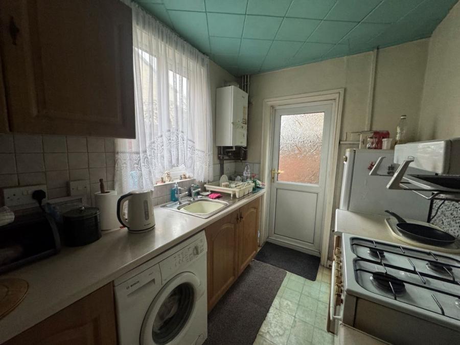 142 Wadham Road, Bootle, Merseyside, L20 2DE