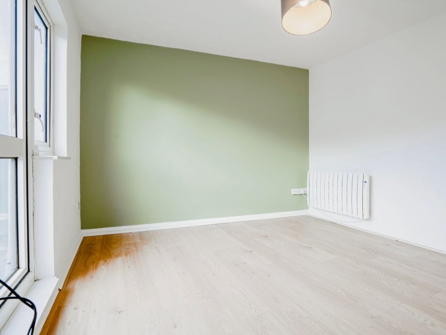 Flat 3 Polkirt, Castle Street, Looe, Cornwall, PL13 1AZ