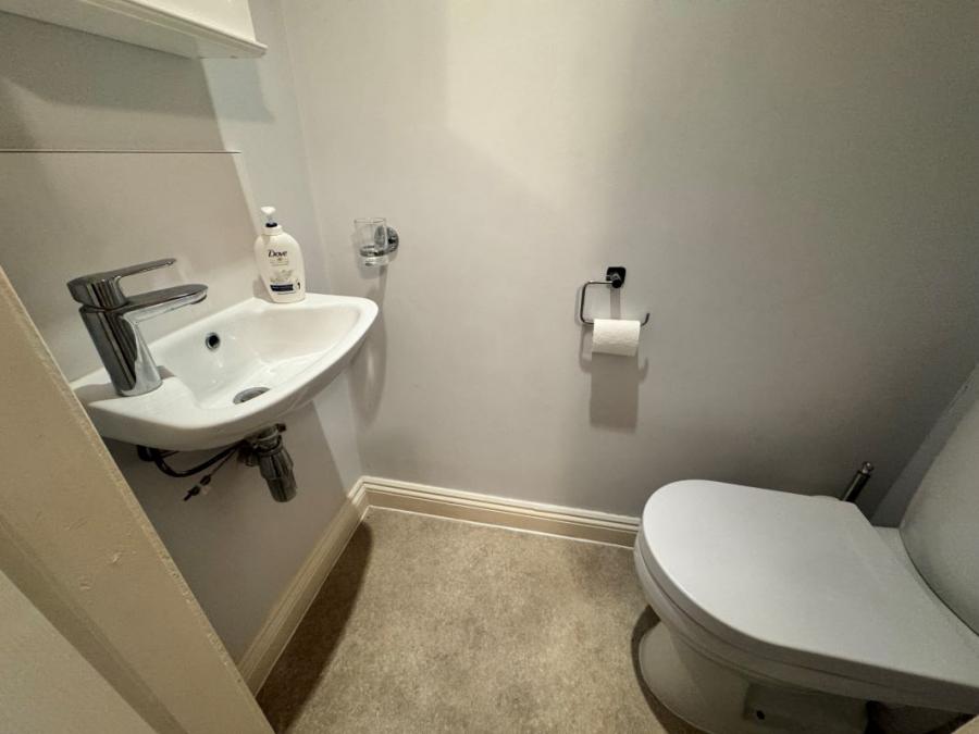 5 Cambridge Drive, Crosby, Liverpool, Merseyside, L23 7UB