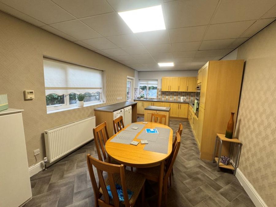 5 Cambridge Drive, Crosby, Liverpool, Merseyside, L23 7UB