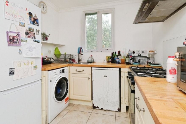 9 Belmont Drive, Liverpool, Merseyside, L6 7UW L6 7UW