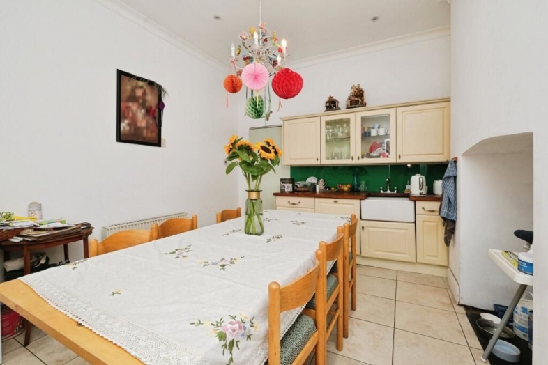 9 Belmont Drive, Liverpool, Merseyside, L6 7UW L6 7UW