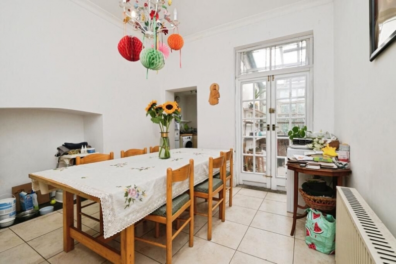 9 Belmont Drive, Liverpool, Merseyside, L6 7UW L6 7UW