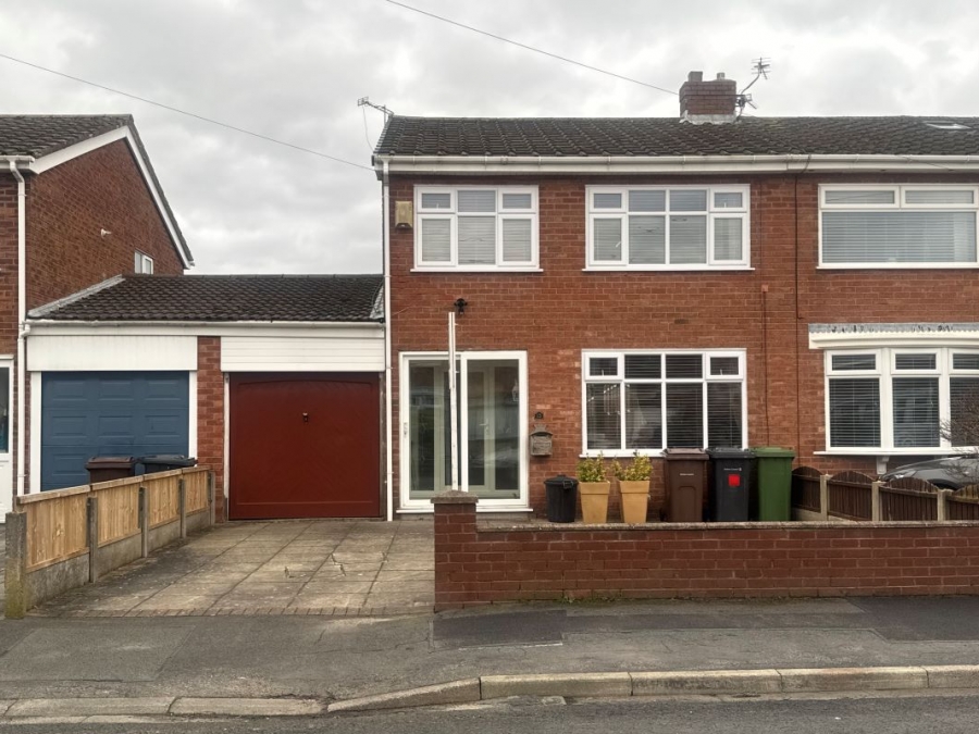 13 Calder Drive, Maghull, Liverpool, Merseyside, L31 9DR