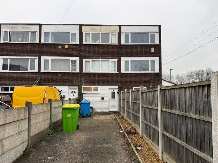 2 Whitchurch Way, Halton Lodge, Runcorn, Cheshire, WA7 5YW