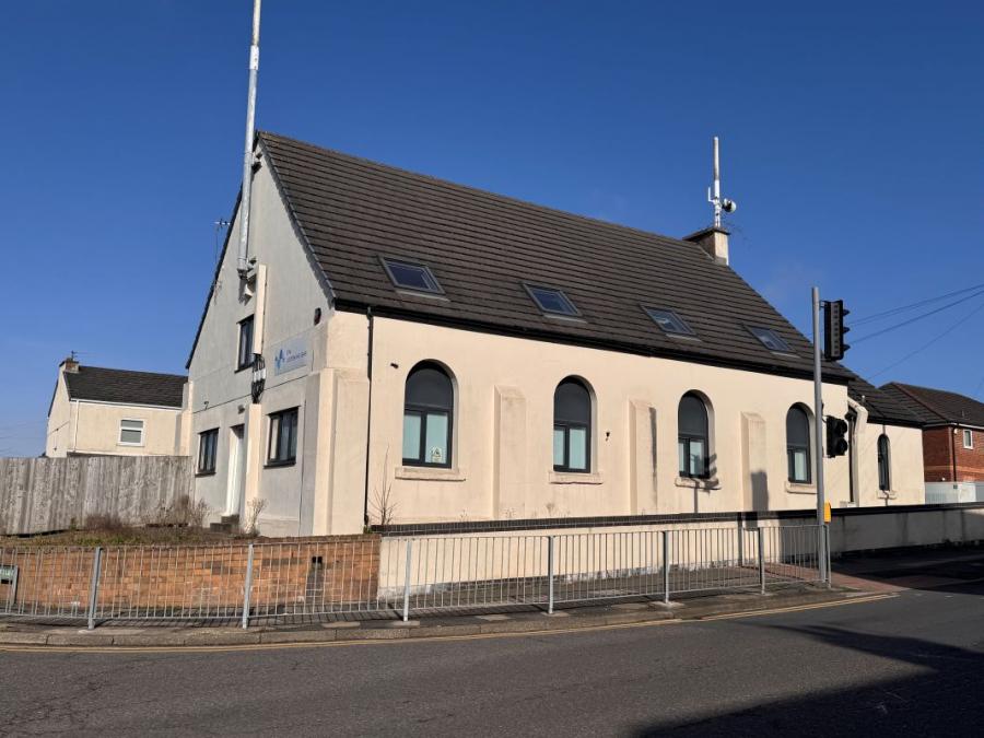 Barrows Cottages, 174 Dragon Lane, Whiston, Knowsley, L35 3QT