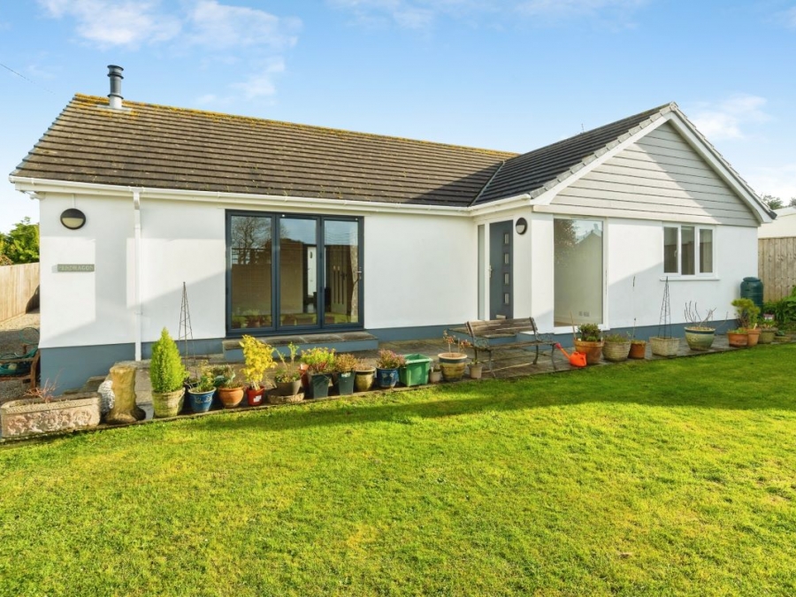 Pen Dragon, Pengersick Lane, Germoe, Penzance, Cornwall, TR20 9RB