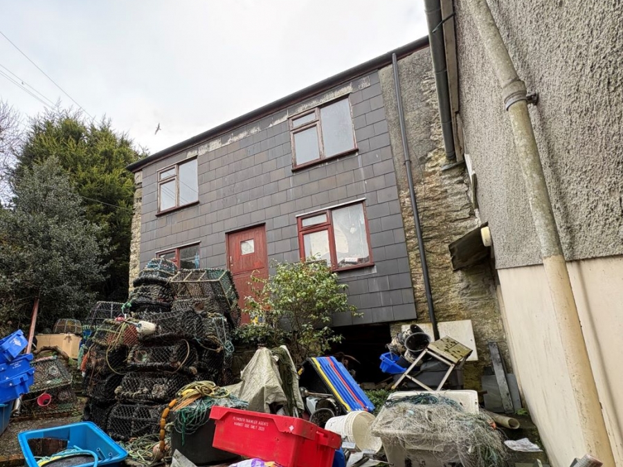 7 The Cliff, Mevagissey, St. Austell, Cornwall, PL26 6QT