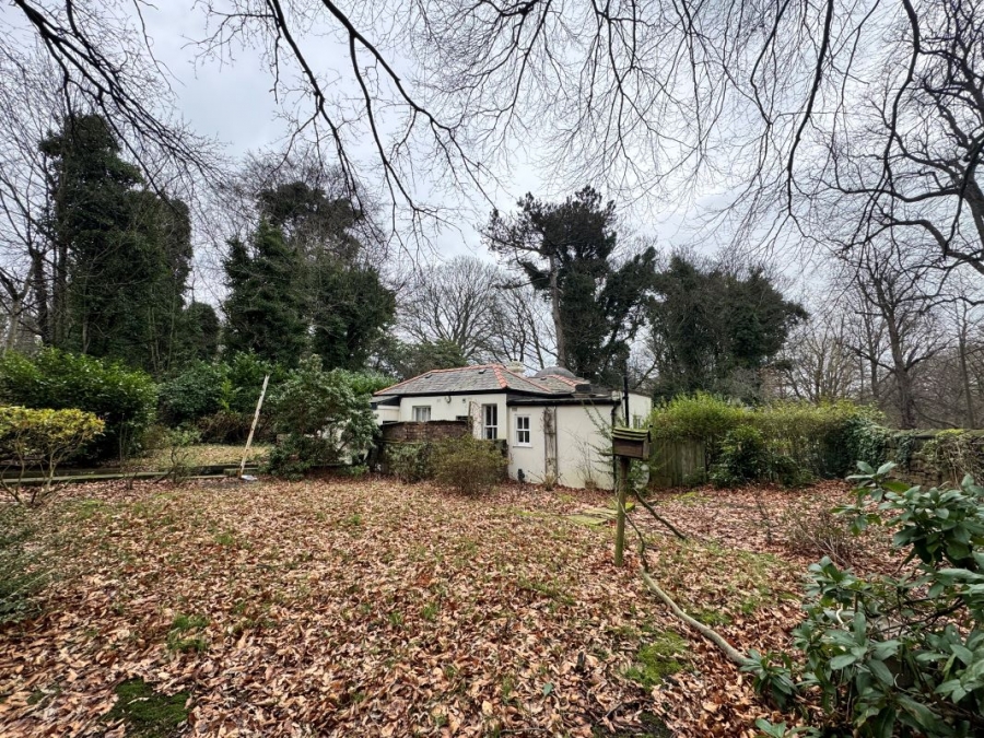 Allerton Tower Lodge, Woolton Road, Woolton, Liverpool, Liverpool, L25 7UL