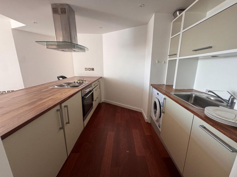 Apt 1001 Beetham Tower, 111 Old Hall Street, Liverpool, Merseyside, L3 9BE