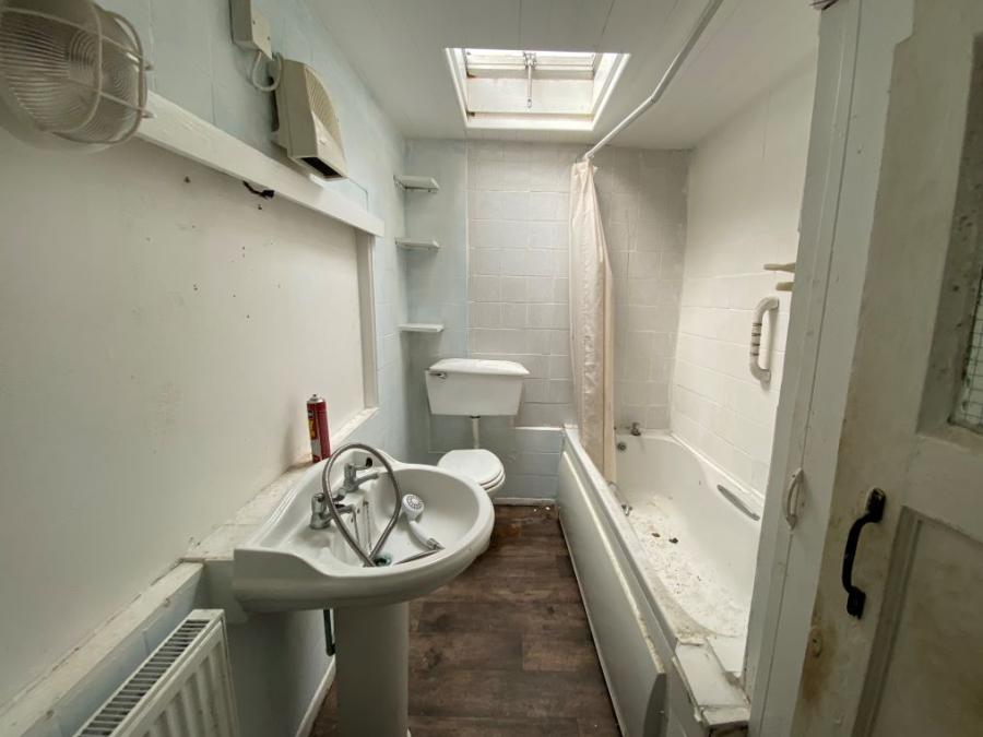 17 St. Nicholas Street, Bodmin, Cornwall, PL31 1AB