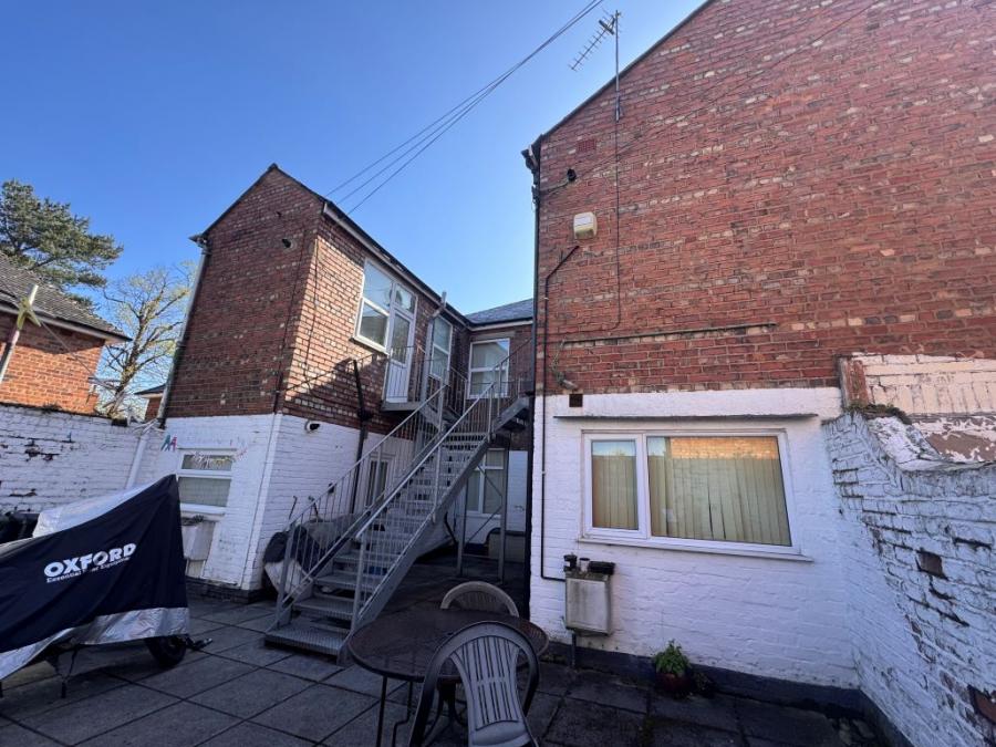 328 & 330 Old Chester Road, Birkenhead, Merseyside, CH42 3XE