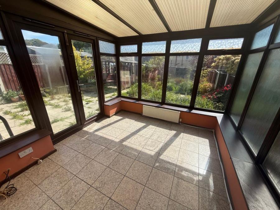 68 Ravenna Road, Liverpool, Merseyside, L19 4TZ