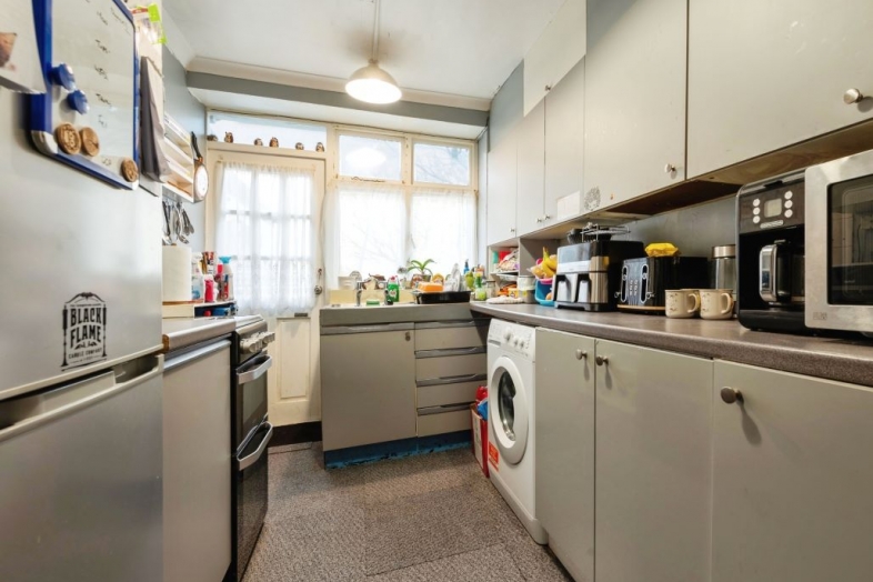 1 Cheltenham Place, Newquay, Cornwall, TR7 1BA TR7 1BA